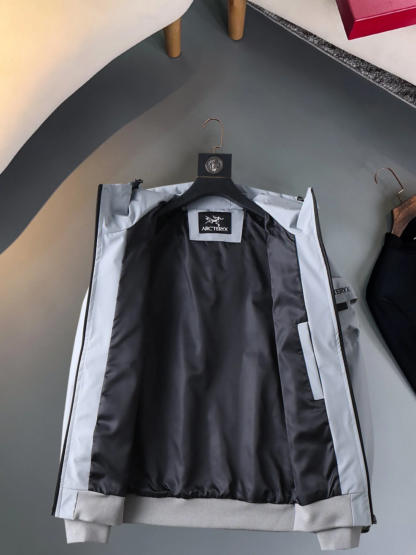 Same Style， ， 2026 New Arrival ， Original Premium Breathable ， ， ， Quality。 ， Sizes：M～3XL